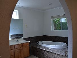 1359 Salisbury Rd, La Canada Flintridge in La Canada Flintridge, CA (Photo 4 of 8)