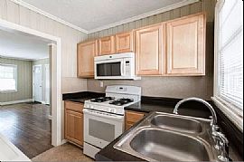 2069 Arlington Ave Ne #a Atlanta, Ga 30324 Lindridge $550 in Atlanta, GA (Photo 6 of 10)