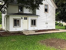 134 S Walworth St, Darien, Wi 53114 in Darien, WI