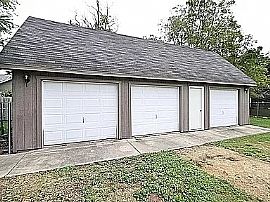 312 Sumner St, Genoa City, Wi 53128 in Genoa City, WI (Photo 11 of 11)