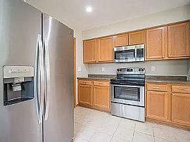 1586 Highland Ave, Hubertus, Wi 53033 in Hubertus, WI (Photo 2 of 11)