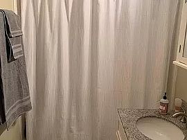 7823 W Hadley St, Milwaukee, Wi 53222 in Milwaukee, WI (Photo 6 of 8)