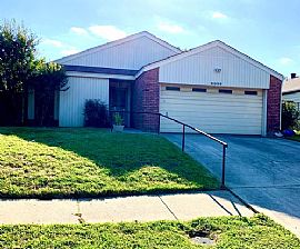 2 Bedroom in Arlington, TX