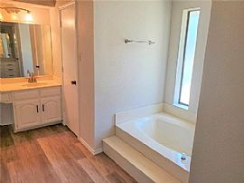 5008 Montclair Dr,Rent 500 Deposit 500 Total 1000 in Colleyville, TX (Photo 7 of 10)