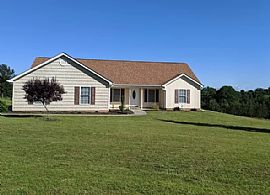 Single Family House For Rent  in Belton, SC