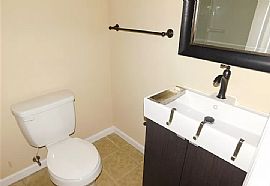 314 Harolds Dr Nw, Huntsville, Al 35806 in Huntsville, AL (Photo 3 of 8)