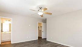 15955 W Winchcomb Dr, Surprise, Az 85379 in Surprise, AZ (Photo 6 of 10)