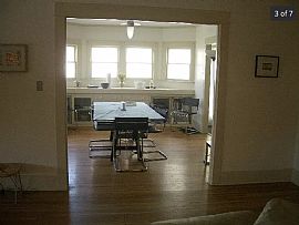 Charming Melrose Hill Hollywood Bungalow in Los Angeles, CA (Photo 4 of 4)