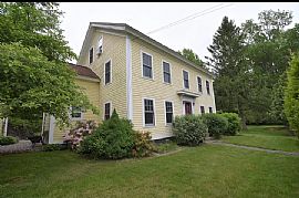 106 Wauregan Rd, Brooklyn, Ct 06234 in Brooklyn, CT