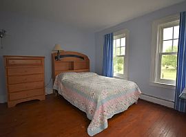 106 Wauregan Rd, Brooklyn, Ct 06234 in Brooklyn, CT (Photo 10 of 12)