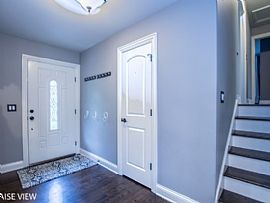 Kamiv59102@remail7.Com in Naperville, IL (Photo 2 of 5)