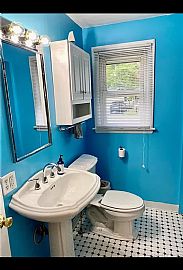 20 Landin St, New Haven, Ct 06525 in New Haven, CT (Photo 8 of 10)