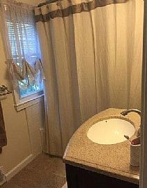 15 Barton St, West Hartford, Ct 06110 in West Hartford, CT (Photo 8 of 9)