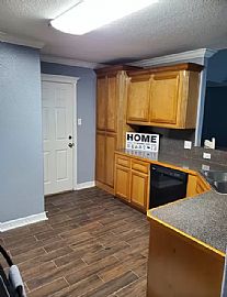 3bedroom 2bathroom in Texas City, TX (Photo 10 of 12)