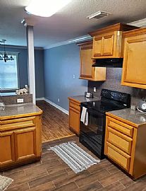 3bedroom 2bathroom in Texas City, TX (Photo 11 of 12)