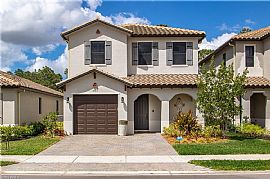 8753 Madrid Cir, Naples, Fl 34104 in Naples, FL (Photo 2 of 12)