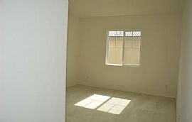 5bedroom 3bathroom  in Mira Loma, CA (Photo 10 of 12)