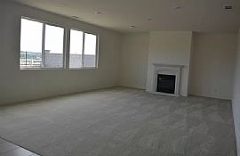 5bedroom 3bathroom  in Mira Loma, CA (Photo 2 of 12)