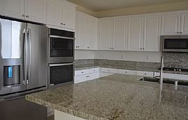 5bedroom 3bathroom  in Mira Loma, CA (Photo 7 of 12)