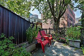 Charming 2 Bedroom Home in Boston, MA (Photo 12 of 12)