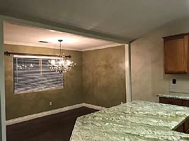 3 Bd- 2 Ba- 1,887 Sqft in Bakersfield, CA (Photo 4 of 10)
