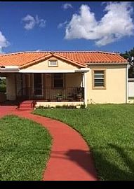 Come and See This Recently Renovated 2/1 Located in The Highly  in Miami, FL (Photo 2 of 6)