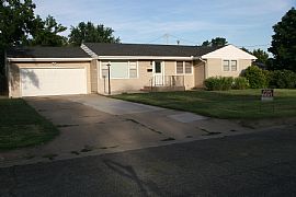 Open Floorplan 3bedroom House in Salina, KS