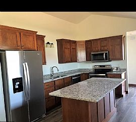 1774 Aspen Ct, New Richmond, Wi 54017 in New Richmond, WI (Photo 2 of 10)