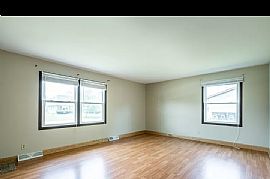 7538 S 75th St, Franklin, Wi 53132 in Franklin, WI (Photo 4 of 12)