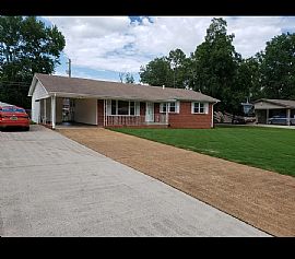 4212 Mcclain Ln Nw, Huntsville, Al 35810 in Huntsville, AL