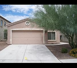 243 E Calle Puente Azul, Sahuarita, Az 85629 in Sahuarita, AZ