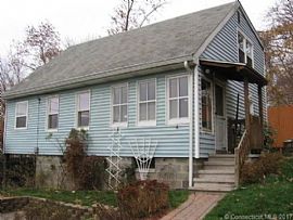 261 Sunnyside Ave, watertown, Ct 06779 in Watertown, CT