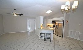 320 W Fort Morgan Rd, Apt 106, Gulf Shores, Al 36542 in Gulf Shores, AL (Photo 2 of 6)