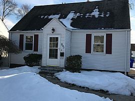 159 Hampton Ave, West Hartford, Ct 06110 in Hartford, CT