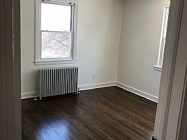 159 Hampton Ave, West Hartford, Ct 06110 in Hartford, CT (Photo 7 of 10)