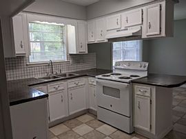 5370 Raines Dr, Mobile, Al 36609 in Mobile, AL (Photo 7 of 11)