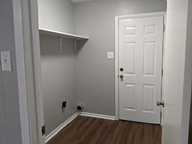 5370 Raines Dr, Mobile, Al 36609 in Mobile, AL (Photo 9 of 11)