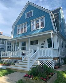 E Belleview Pl, Milwaukee, Wi 53211 in Milwaukee, WI