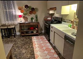 E Belleview Pl, Milwaukee, Wi 53211 in Milwaukee, WI (Photo 6 of 12)