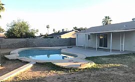 13227 N 40th Pl, Phoenix, Az 85032 in Phoenix, AZ