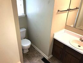 5909 Creekwood Rd, Birmingham, Al 35210 in Birmingham, AL (Photo 4 of 6)