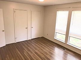 5909 Creekwood Rd, Birmingham, Al 35210 in Birmingham, AL (Photo 5 of 6)