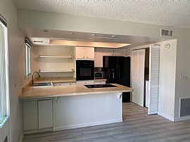 2834 E Clarendon Ave, Phoenix, Az 85016 in Phoenix, AZ (Photo 2 of 11)