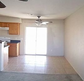 8833 E 38th Pl, Yuma, Az 85365 in Yuma, AZ (Photo 6 of 9)