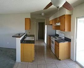 8833 E 38th Pl, Yuma, Az 85365 in Yuma, AZ (Photo 8 of 9)