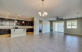 6518 N 79th Ln, Glendale, Az 85303 in Glendale, AZ (Photo 5 of 8)