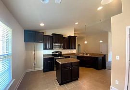 6815 Wintercrest Way Se, Owens Cross Roads, Al 35763 in Owens Cross Roads, AL (Photo 5 of 12)