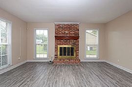 5817 Carriage Brook Rd, Montgomery, Al 36116 in Montgomery, AL (Photo 10 of 12)