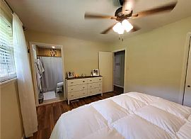 452 Avondale Rd, Montgomery, Al 36109 in Montgomery, AL (Photo 11 of 12)