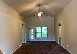 6815 Wintercrest Way Se, Owens Cross Roads, Al 35763 in Owens Cross Roads, AL (Photo 4 of 7)